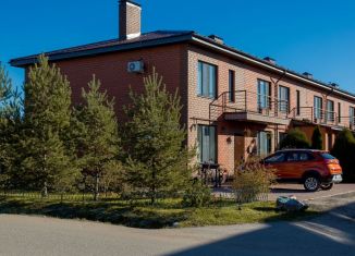 Продам четырехкомнатную квартиру, 132.5 м2, деревня Володино, Солнечная улица, 3