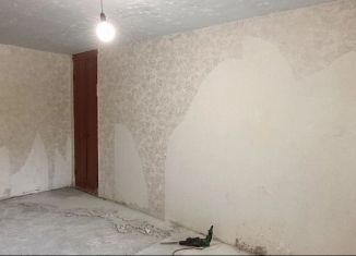 Продаю однокомнатную квартиру, 30 м2, Челябинск, улица 60-летия Октября, 38, Металлургический район