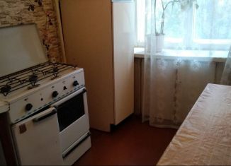 Сдаю в аренду комнату, 11 м2, Саратовская область, проспект имени 50 лет Октября, 70