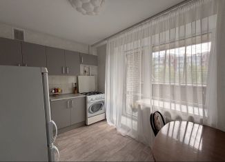 Сдам 1-ком. квартиру, 40 м2, Йошкар-Ола, улица Васильева, микрорайон 9Б