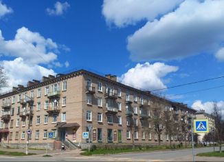 Продажа 2-ком. квартиры, 52 м2, Пикалёво, Спортивная улица, 4