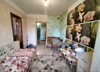 Продается 2-комнатная квартира, 41 м2, Боровск, улица Петра Шувалова, 5