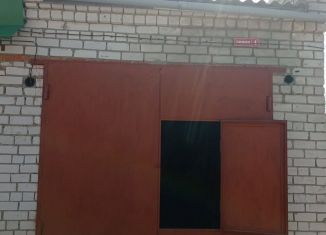 Гараж на продажу, 26 м2, посёлок городского типа Медведево, 4-я линия, 2