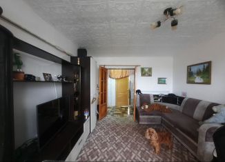 Продается 3-комнатная квартира, 58.5 м2, Псковская область, Рабочая улица, 5