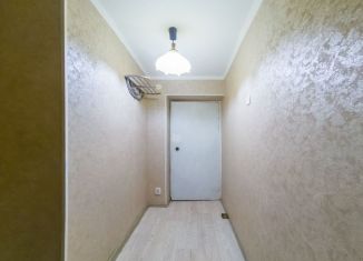 Сдам однокомнатную квартиру, 30.6 м2, Екатеринбург, улица Карла Маркса, 52, метро Площадь 1905 года