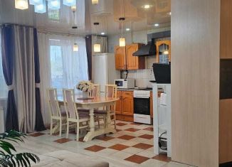 Продаю 5-комнатную квартиру, 97.9 м2, Каменск-Уральский, улица Суворова, 33
