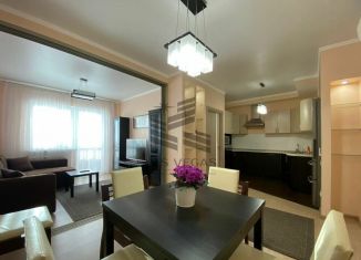 Сдается в аренду 2-комнатная квартира, 65 м2, Сочи, улица Кирова, 30, микрорайон Центральный