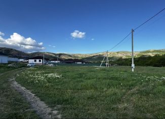 Продается земельный участок, 8.3 сот., село Перевальное, улица имени Юрия Гагарина