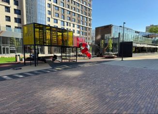 Продажа 2-комнатной квартиры, 71.5 м2, Тюмень, улица Николая Машарова, 10, ЖК Машаров