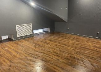 Сдам помещение свободного назначения, 32 м2, Краснодар, улица Коммунаров, 33, микрорайон Центральный