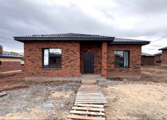 Продаю дом, 130 м2, деревня Эстачи, Изумрудная улица