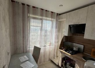 Продажа 2-комнатной квартиры, 43.5 м2, Златоуст, улица Космонавтов, 7