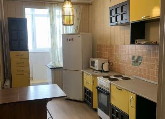 1-комнатная квартира в аренду, 38 м2, Пермь, Холмогорская улица, 4В, ЖК Авиатор