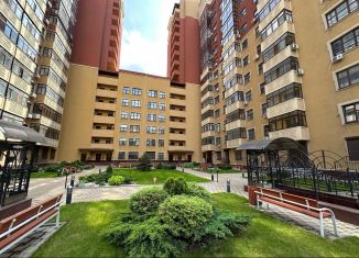 Продам 4-комнатную квартиру, 172 м2, Ростов-на-Дону, улица Максима Горького, 240