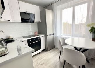 Продам 1-ком. квартиру, 30 м2, Краснотурьинск, Парковая улица, 6