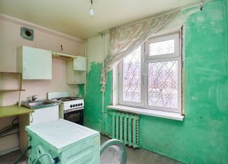 Продается 2-ком. квартира, 42.8 м2, Тюмень, улица Мусоргского, 38, Ленинский округ
