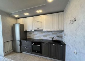 Продаю трехкомнатную квартиру, 61.5 м2, Мурманская область, Загородная улица, 22