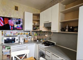 Продам однокомнатную квартиру, 41 м2, Санкт-Петербург, улица Оптиков, 49к1, метро Беговая
