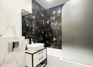 Продаю двухкомнатную квартиру, 53.5 м2, деревня Хотицы, Загородная улица, 2, ЖК Молодёжный