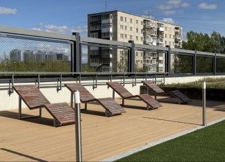Продам трехкомнатную квартиру, 70.6 м2, Екатеринбург, улица Стрелочников, 8А, метро Уральская