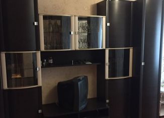 Продаю 3-ком. квартиру, 41.6 м2, Кингисепп, Октябрьская улица