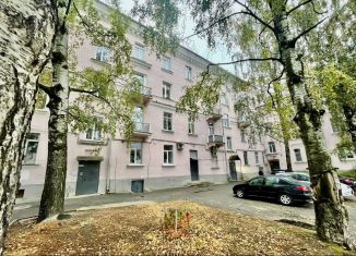 Продажа однокомнатной квартиры, 38 м2, Петрозаводск, улица Дзержинского, 28