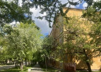 Продажа трехкомнатной квартиры, 75 м2, Челябинск, улица Дегтярёва, 55, Металлургический район