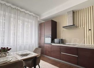 Продам 2-ком. квартиру, 85 м2, Тюмень, улица Осипенко, 16, ЖК Манхэттен