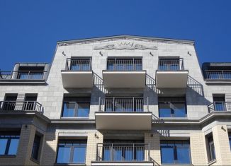 Продажа 4-ком. квартиры, 120.7 м2, Санкт-Петербург, набережная реки Карповки, 31к1, Петроградский район