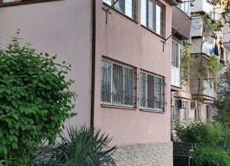 2-комнатная квартира на продажу, 43.2 м2, Керчь, улица Юных Ленинцев, 17