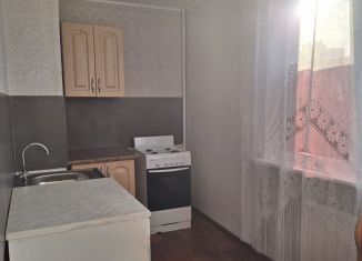 Сдается трехкомнатная квартира, 62.3 м2, Санкт-Петербург, Купчинская улица, 19к2, метро Звёздная