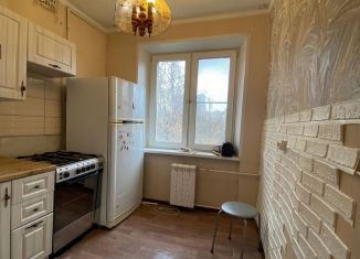 Продаю 2-ком. квартиру, 37.5 м2, Москва, бульвар Генерала Карбышева, 22, бульвар Генерала Карбышева