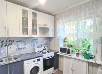 Трехкомнатная квартира на продажу, 58.6 м2, Димитровград, Западная улица, 19