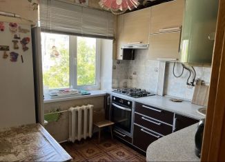 Продаю трехкомнатную квартиру, 53.9 м2, Шебекино, улица Ленина, 21