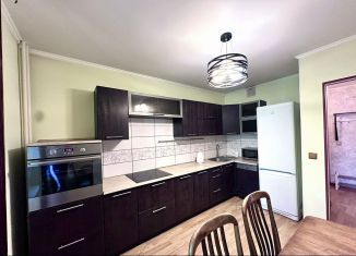 Аренда 1-комнатной квартиры, 38 м2, Тюмень, улица Николая Зелинского, 24