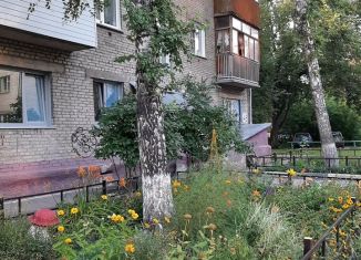Продажа 2-ком. квартиры, 43 м2, Новосибирск, улица Блюхера, 49
