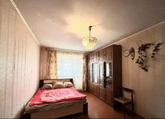 3-комнатная квартира на продажу, 60.9 м2, Волхов, улица Калинина, 32