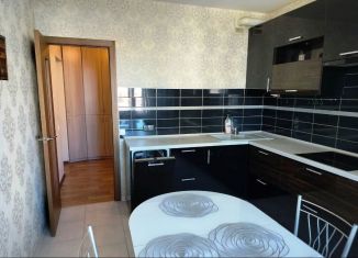 Сдам в аренду трехкомнатную квартиру, 78.6 м2, Санкт-Петербург, Муринская дорога, метро Академическая