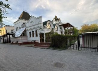 Продаю помещение свободного назначения, 1112.7 м2, Новочеркасск, Дворцовая улица, 5