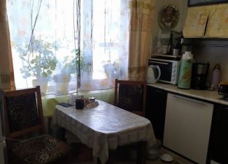 Продается 3-ком. квартира, 54 м2, село Чигири, Центральная улица, 21