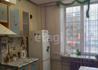 Сдается 2-комнатная квартира, 59.7 м2, Челябинская область, улица Карла Маркса, 4