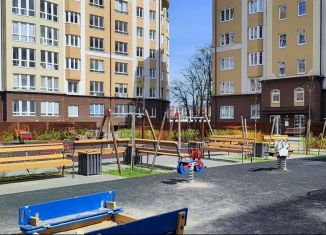 Продаю четырехкомнатную квартиру, 173 м2, Калининград, улица Александра Невского, 192к1, ЖК на Арсенальной