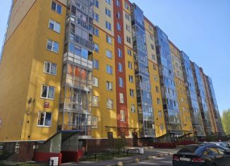 Сдаю в аренду 2-ком. квартиру, 67.7 м2, Ленинградская область, улица Доктора Сотникова, 27