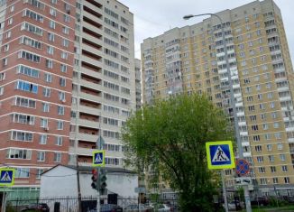 Продается 1-комнатная квартира, 40 м2, Екатеринбург, Железнодорожный район, Кунарская улица, 12