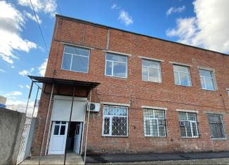 Сдача в аренду комнаты, 60 м2, Майкоп, улица Хакурате, 196