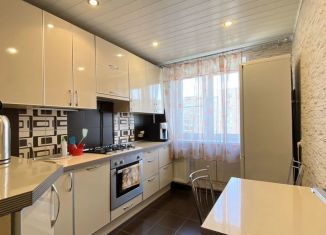 Продам двухкомнатную квартиру, 46.3 м2, Лобня, улица Ленина, 16