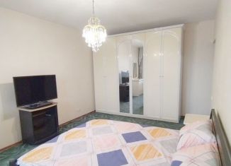Сдаю 2-ком. квартиру, 70 м2, Москва, улица Санникова, 7, СВАО