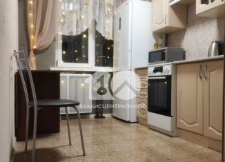 Продажа 3-ком. квартиры, 59 м2, Новосибирск, Дзержинский район, улица Адриена Лежена, 9
