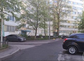 1-комнатная квартира на продажу, 32 м2, Санкт-Петербург, улица Есенина, 12к1, метро Удельная