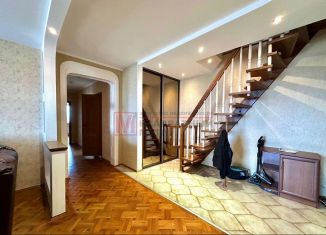 Продам 4-ком. квартиру, 132.5 м2, Старый Оскол, микрорайон Восточный, 48